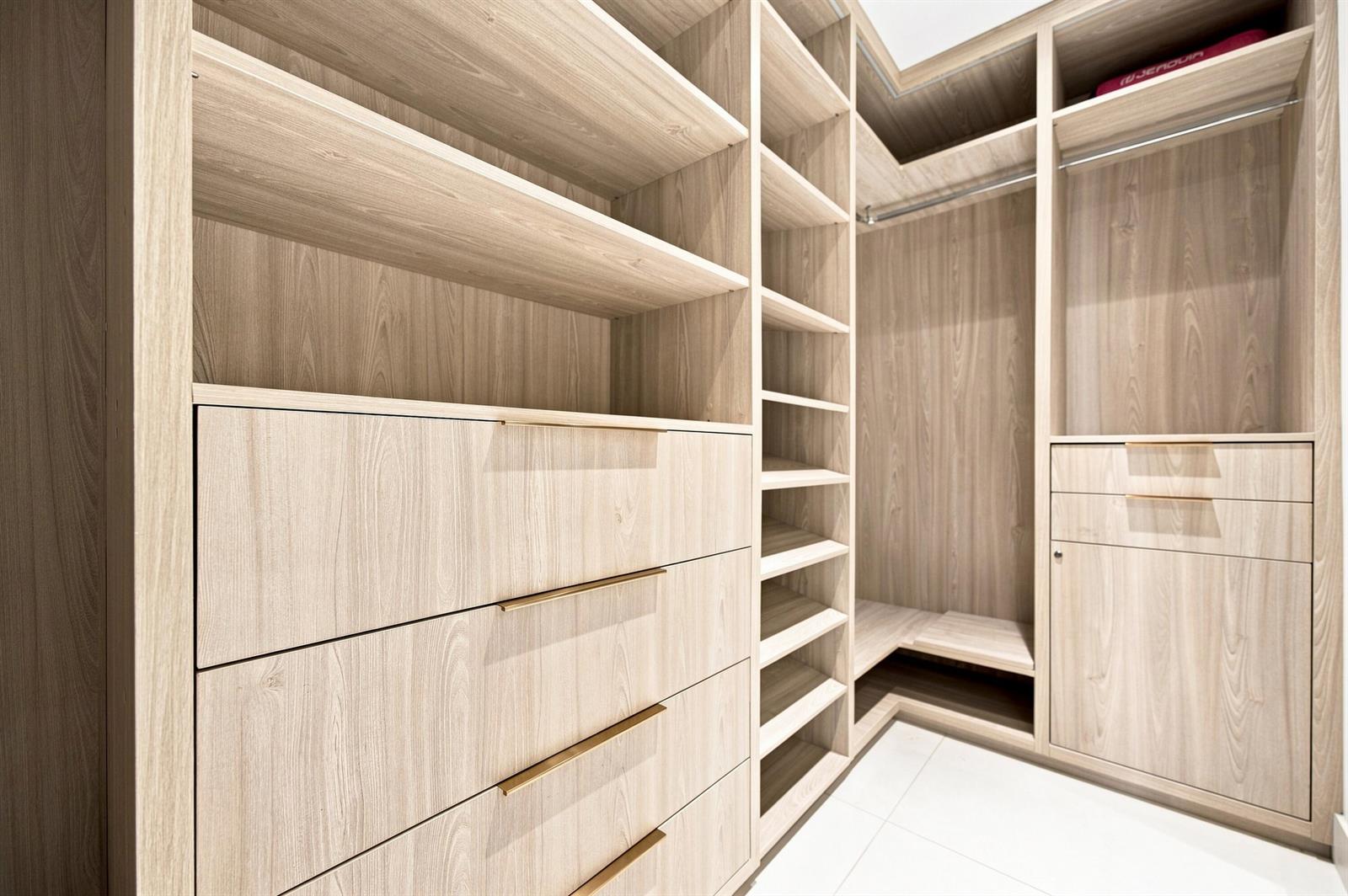 2905 2 / 2 1750 sq. ft. $ 2026-08-16 0 foto