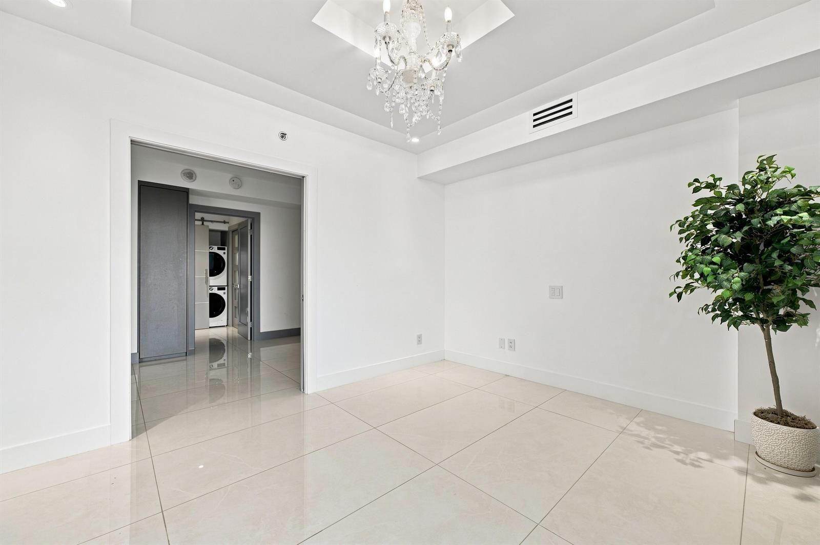 2905 2 / 2 1750 sq. ft. $ 2026-08-16 0 foto