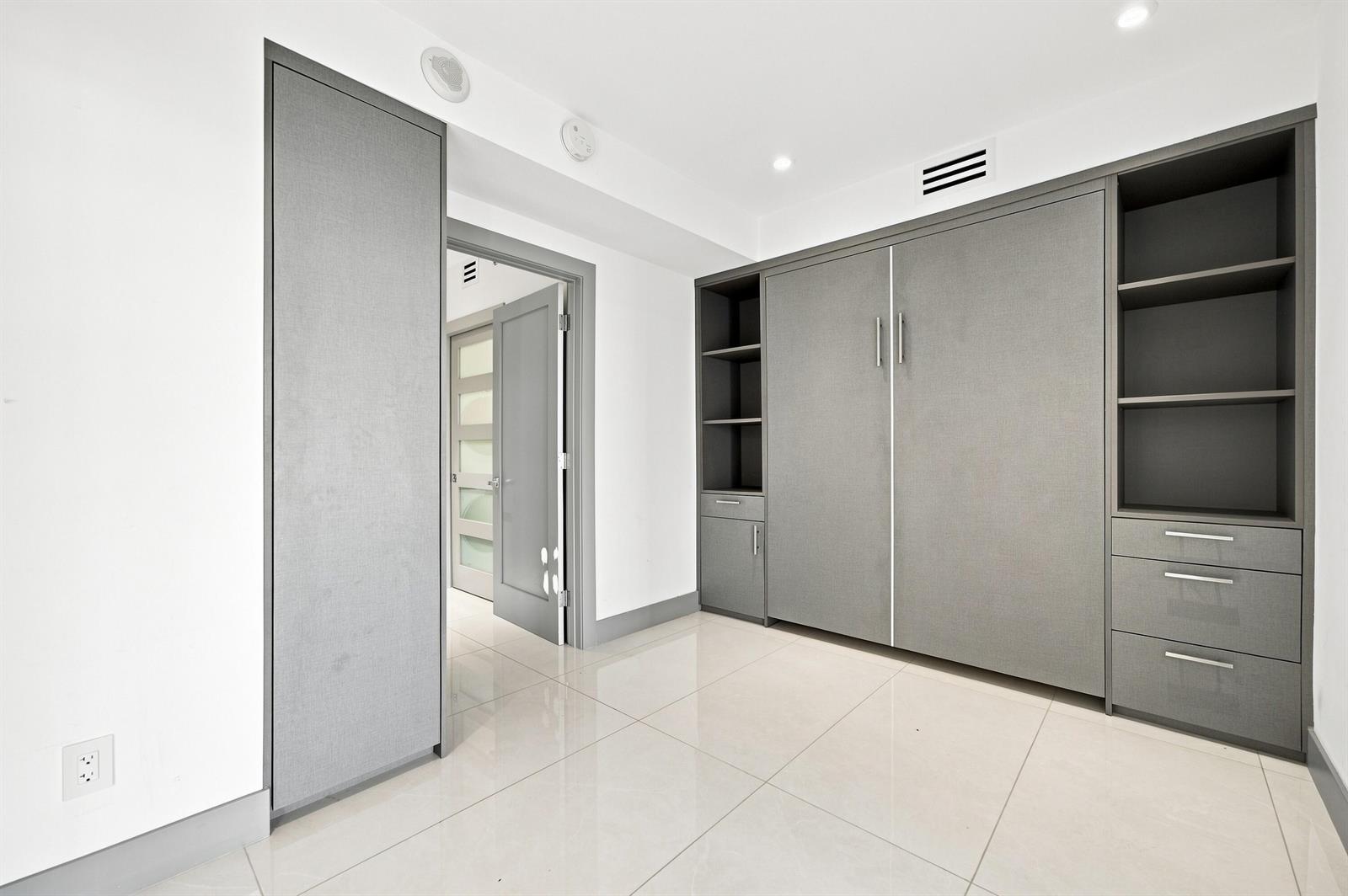 2905 2 / 2 1750 sq. ft. $ 2026-08-16 0 foto
