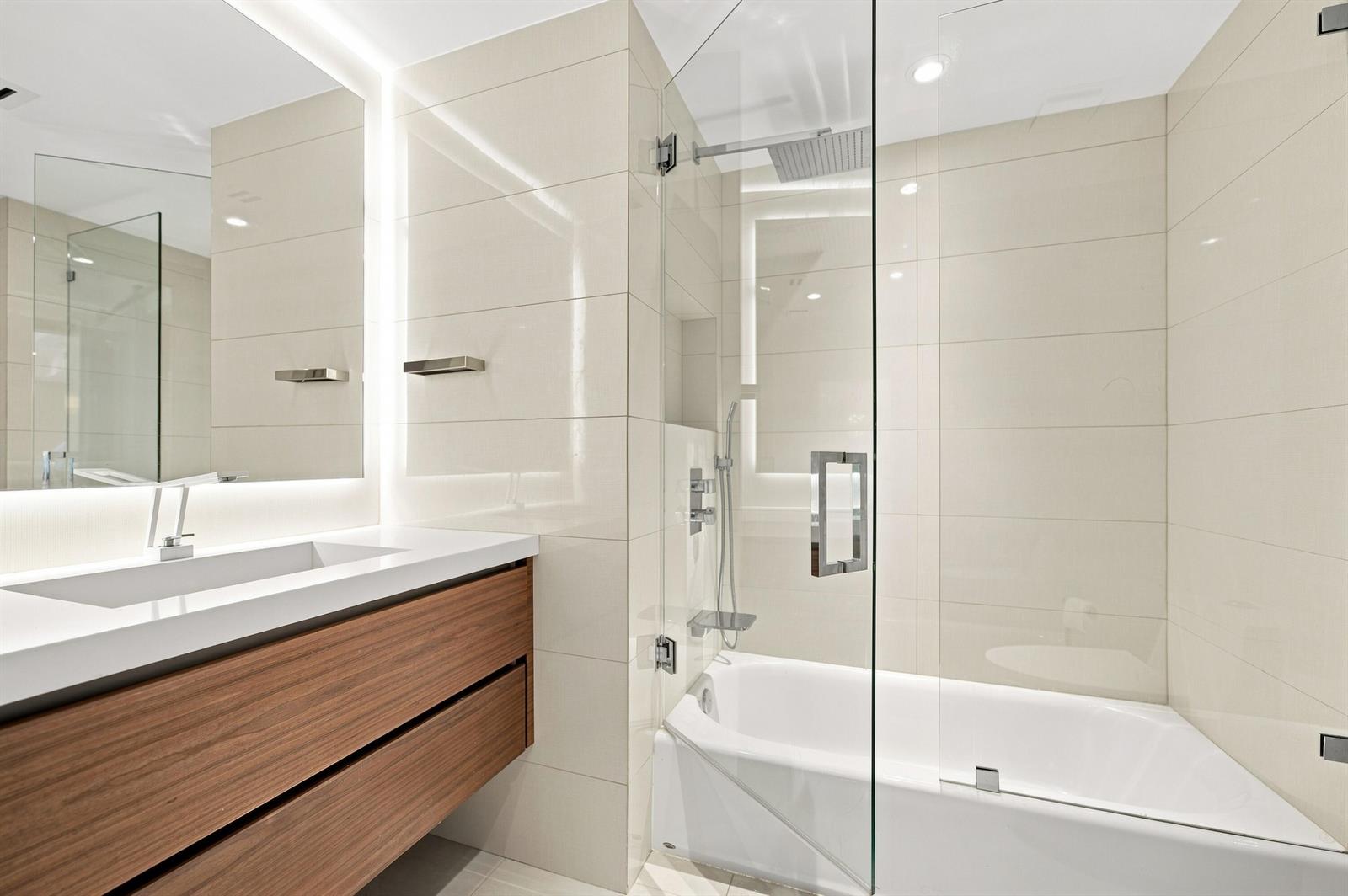 2905 2 / 2 1750 sq. ft. $ 2026-08-16 0 foto