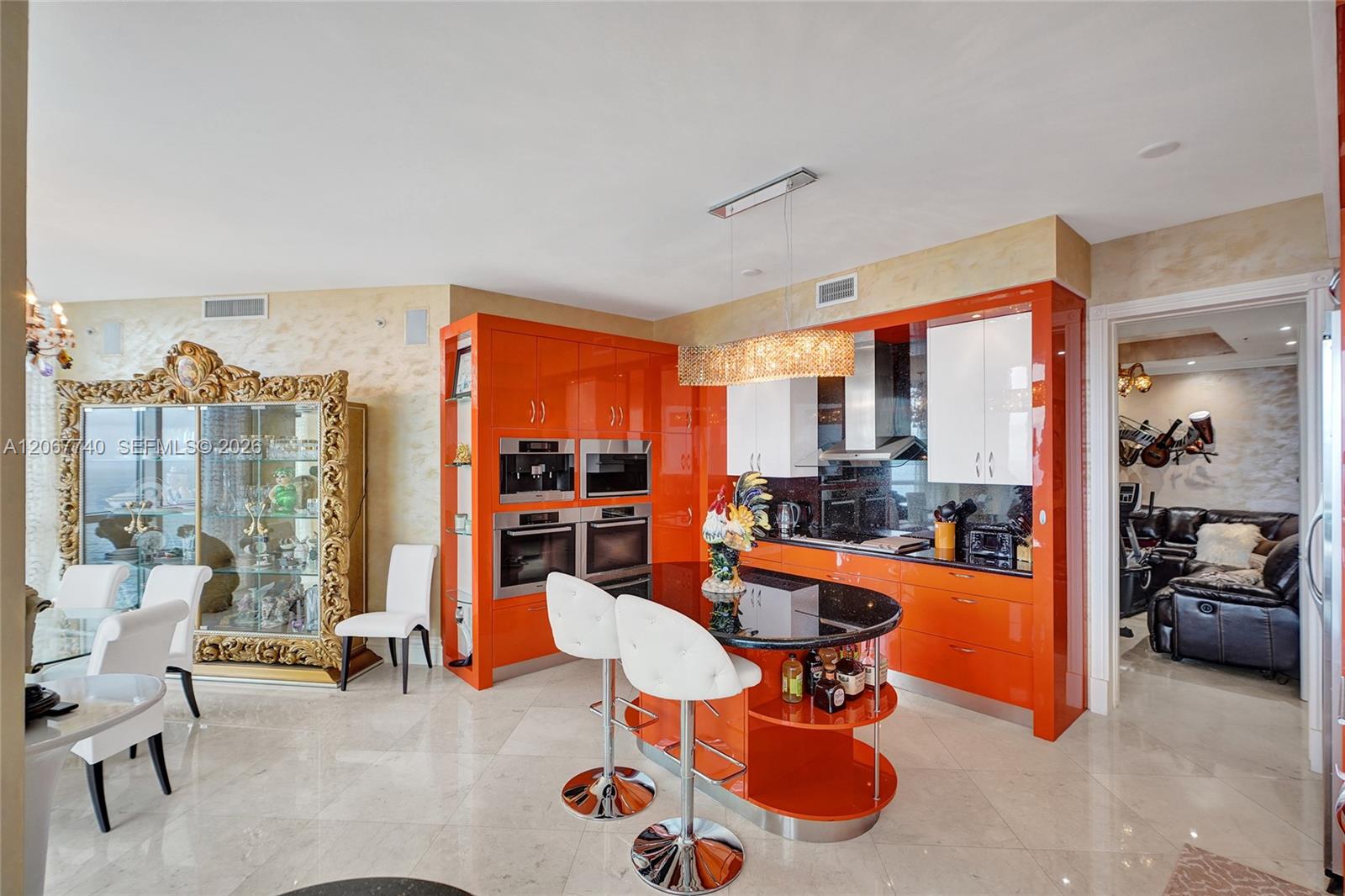 See details 3309 3 / 4 3063 sq. ft. $ 2026-08-08 0 Photo