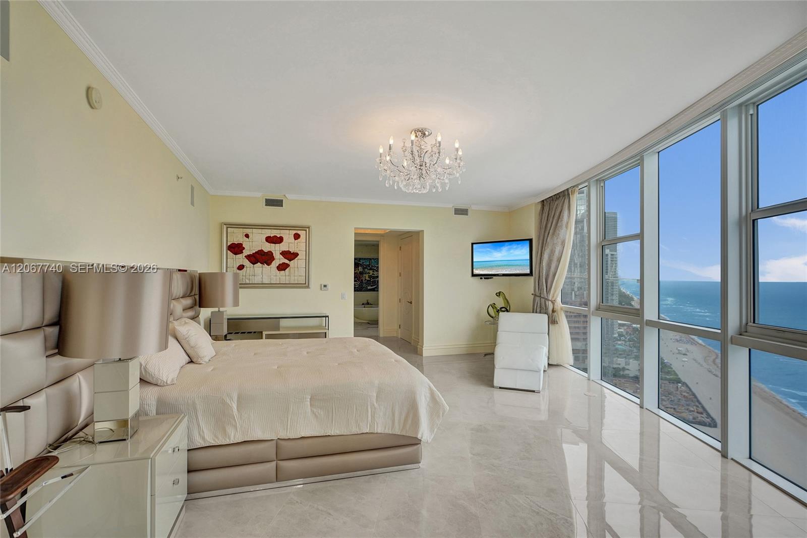 See details 3309 3 / 4 3063 sq. ft. $ 2026-08-08 0 Photo