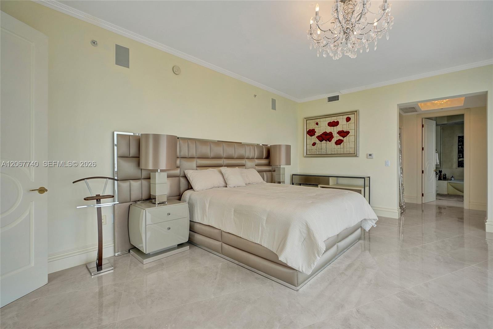 See details 3309 3 / 4 3063 sq. ft. $ 2026-08-08 0 Photo