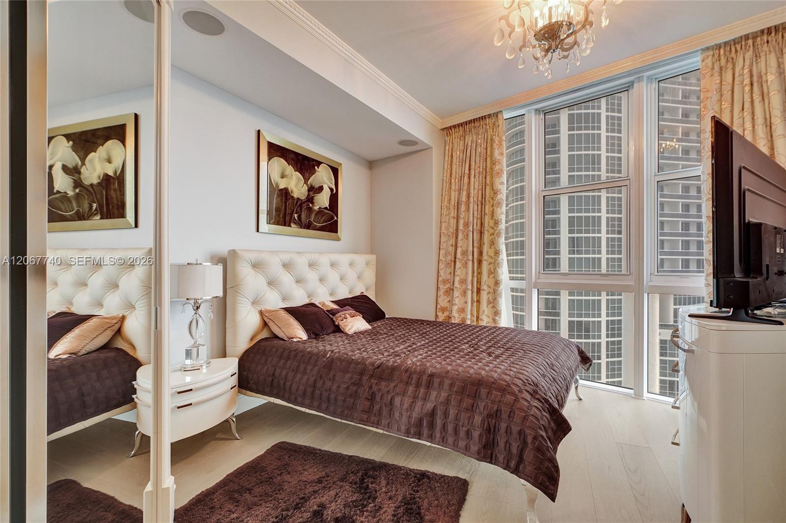 See details 3309 3 / 4 3063 sq. ft. $ 2026-08-08 0 Photo