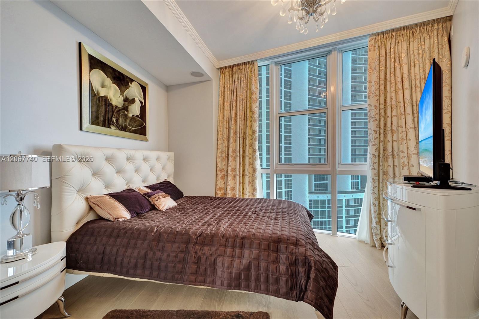 See details 3309 3 / 4 3063 sq. ft. $ 2026-08-08 0 Photo