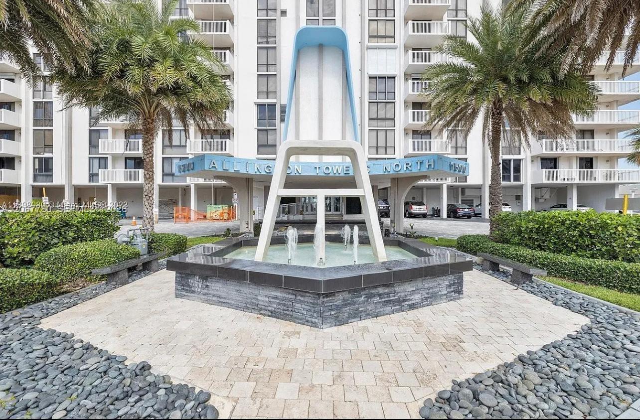 Photo of 1500 Ocean Dr  #1E, Hollywood, Florida, 33019 - 