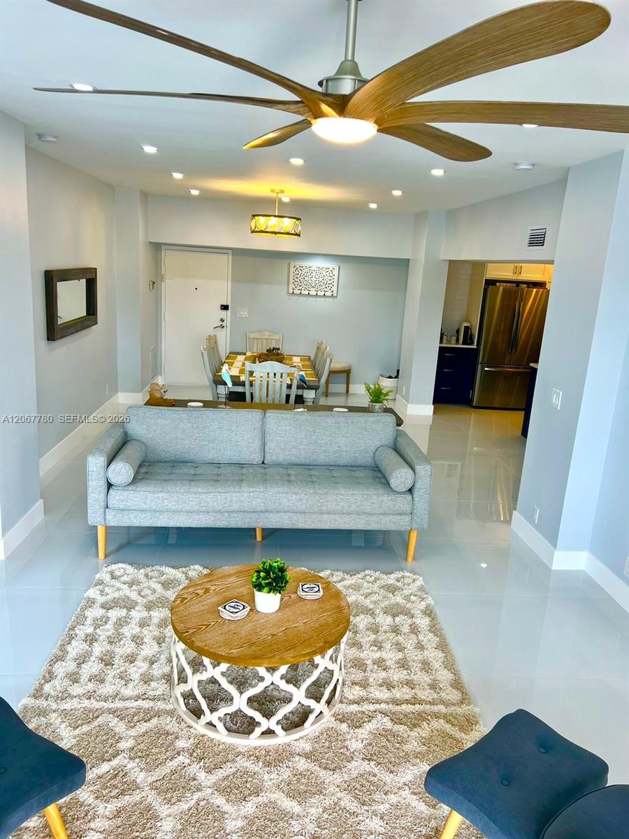 Photo of 1500 Ocean Dr  #1E, Hollywood, Florida, 33019 - 