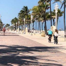 Photo of 1500 Ocean Dr  #1E, Hollywood, Florida, 33019 - 