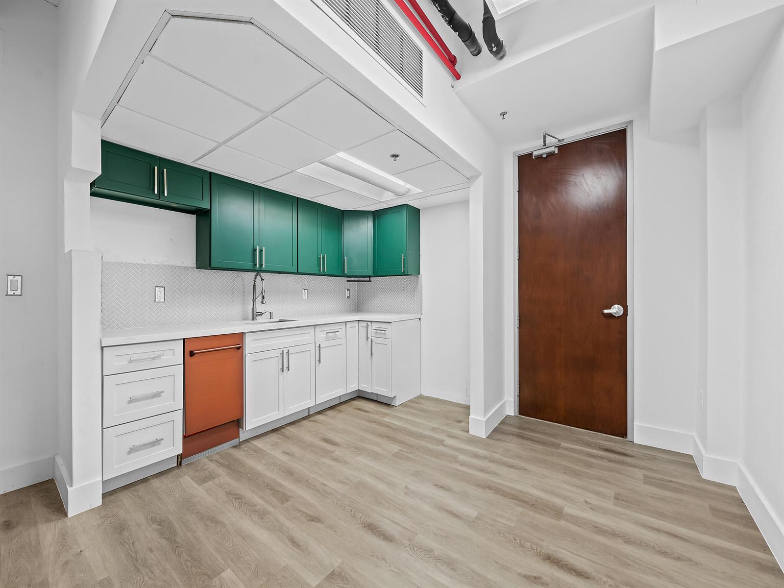 See details / 0 sq. ft. $ 2026-08-09 0 Photo