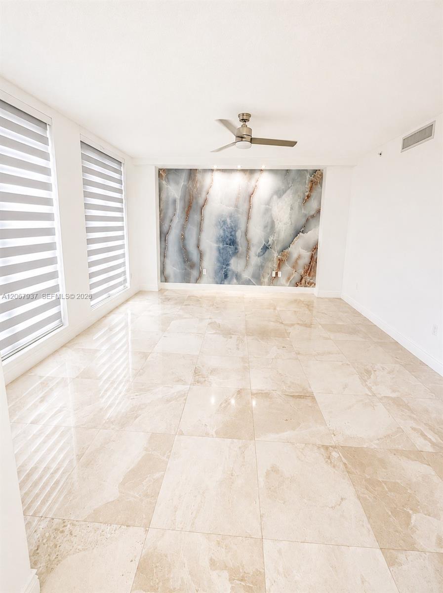 Photo of 3501 Ocean Dr (3501), Hollywood, Florida, 33019 -