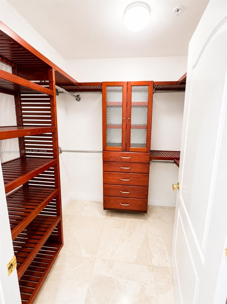 Photo of 3501 Ocean Dr (3501), Hollywood, Florida, 33019 -