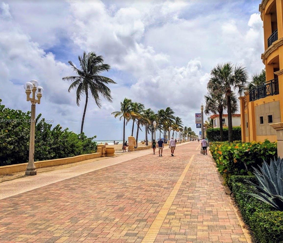 Photo of 3501 Ocean Dr (3501), Hollywood, Florida, 33019 -