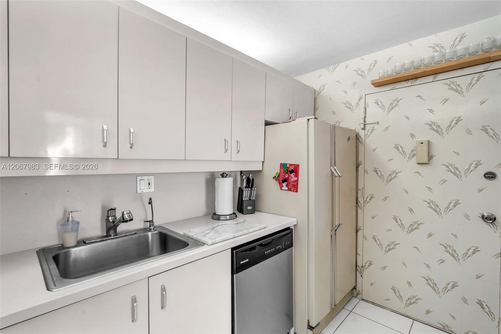 Photo of 2030 Ocean Dr #212, Hallandale Beach, Florida, 33009 -