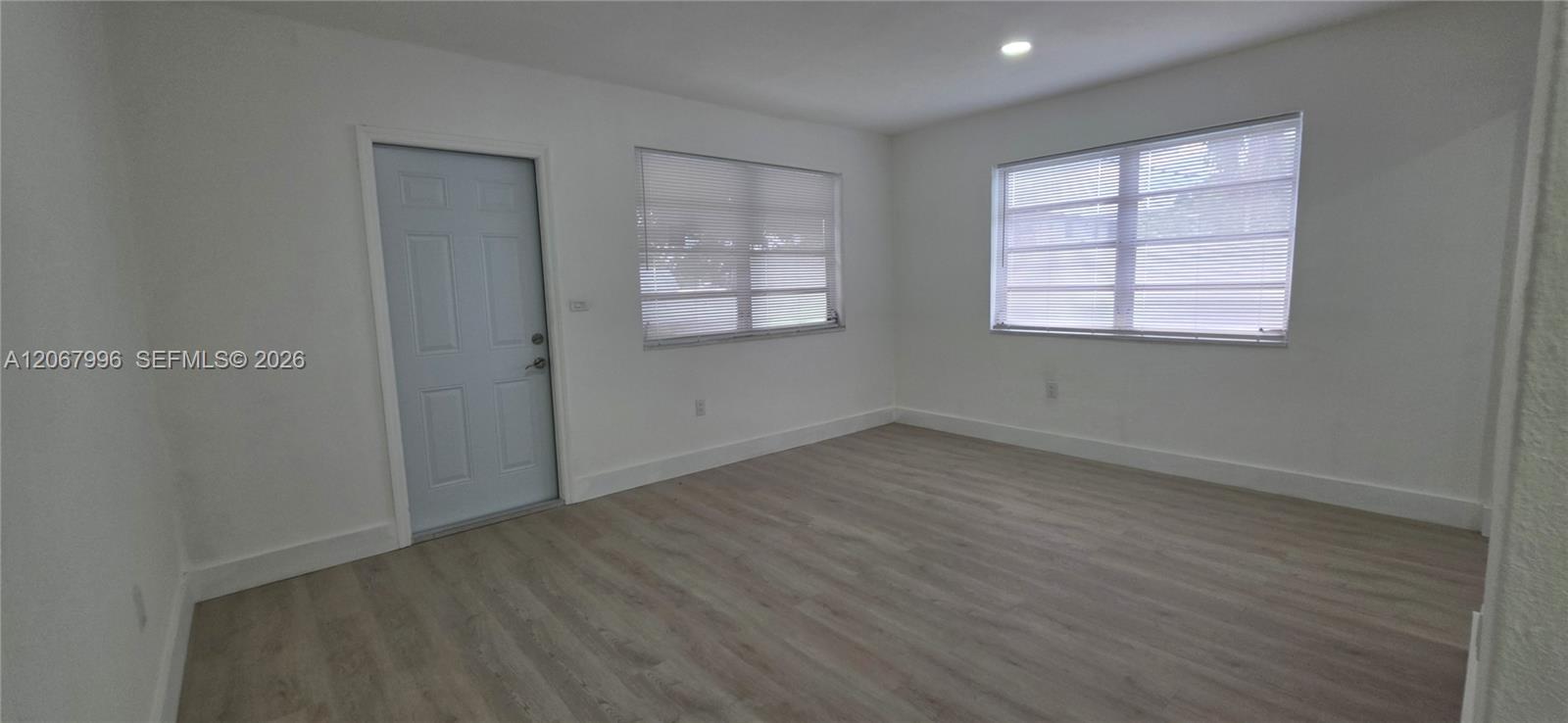 Ver detalles / 1680 sq. ft. $ 2026-08-09 0 foto