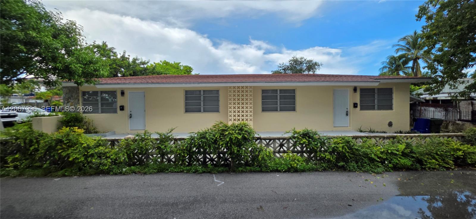 Ver detalles / 1680 sq. ft. $ 2026-08-09 0 foto
