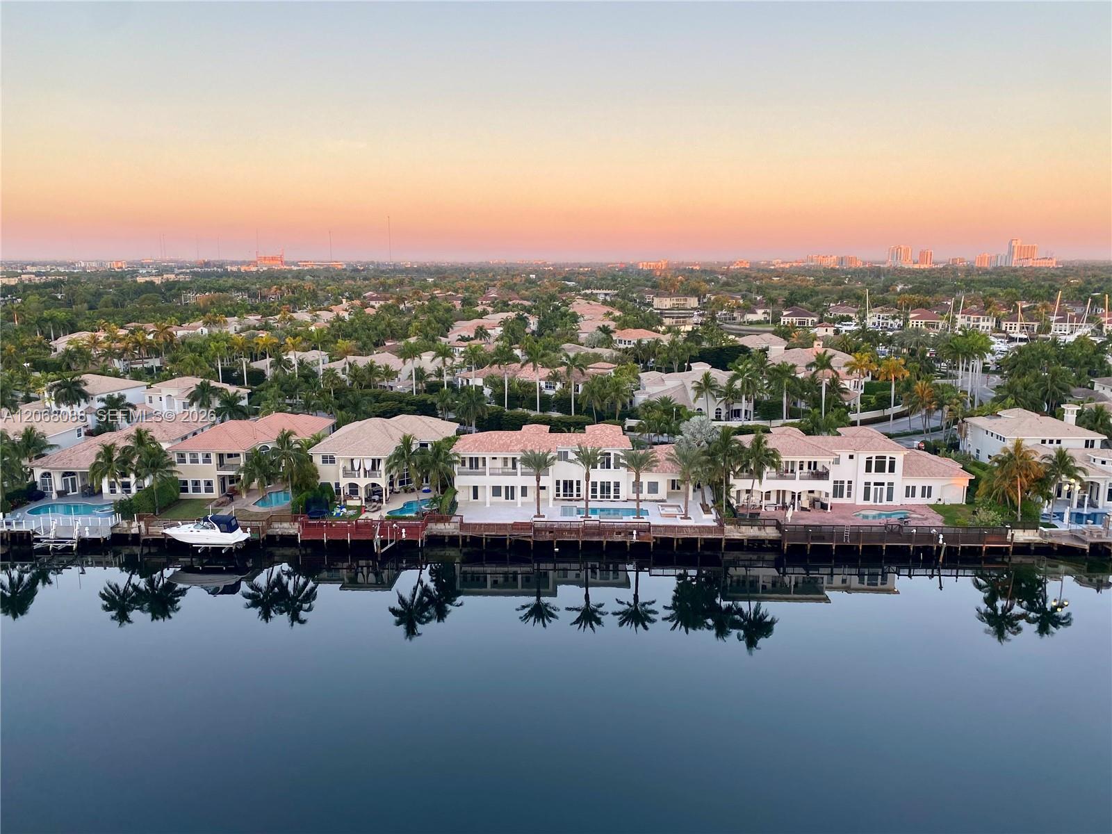 Photo of 1600 Ocean Dr  #14F, Hollywood, Florida, 33019 - 