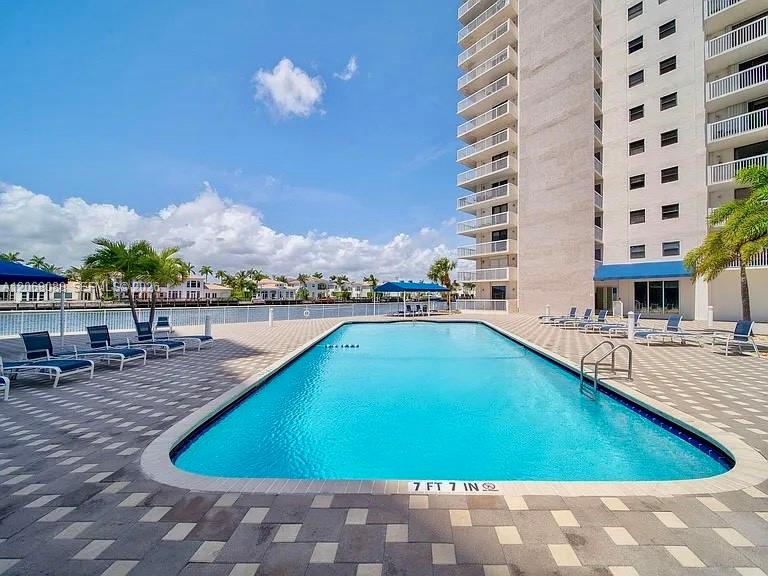 Photo of 1600 Ocean Dr  #14F, Hollywood, Florida, 33019 - 
