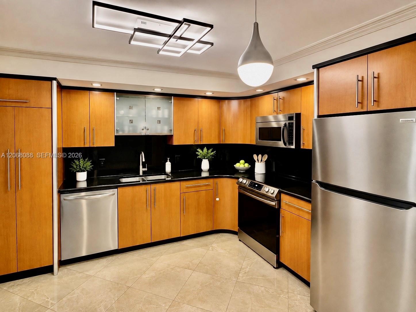 Photo of 1600 Ocean Dr  #14F, Hollywood, Florida, 33019 - 