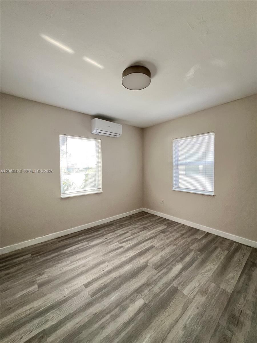   /   sq. ft. $ 2026-08-26 0 foto