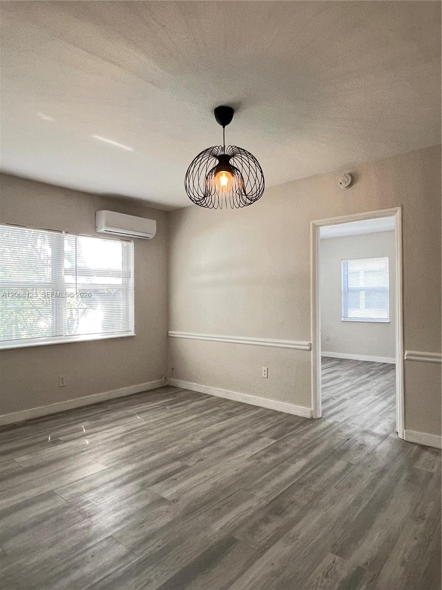   /   sq. ft. $ 2026-08-26 0 foto