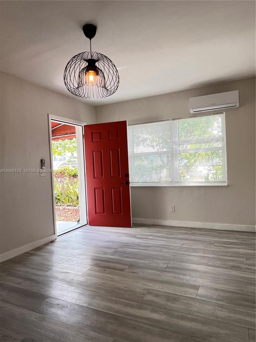   /   sq. ft. $ 2026-08-26 0 foto