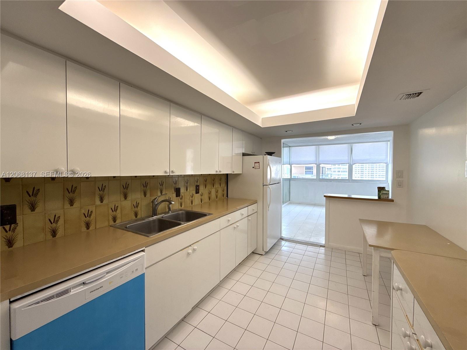 Photo of 1904 Ocean Dr #1206, Hallandale Beach, Florida, 33009 -