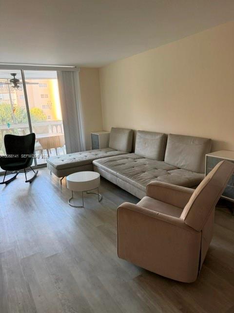 Photo of 901 14th Ave  #305, Hallandale Beach, Florida, 33009 - 