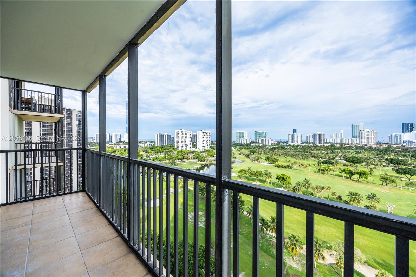Photo of 20335 Country Club Dr  #1905, Aventura, Florida, 33180 - 