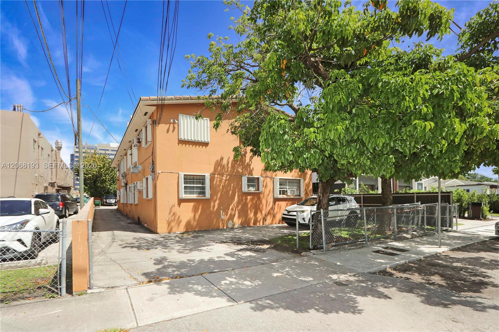   /  4452 sq. ft. $ 2026-08-10 0 foto