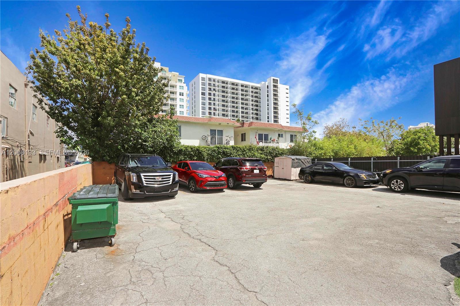   /  4452 sq. ft. $ 2026-08-10 0 foto