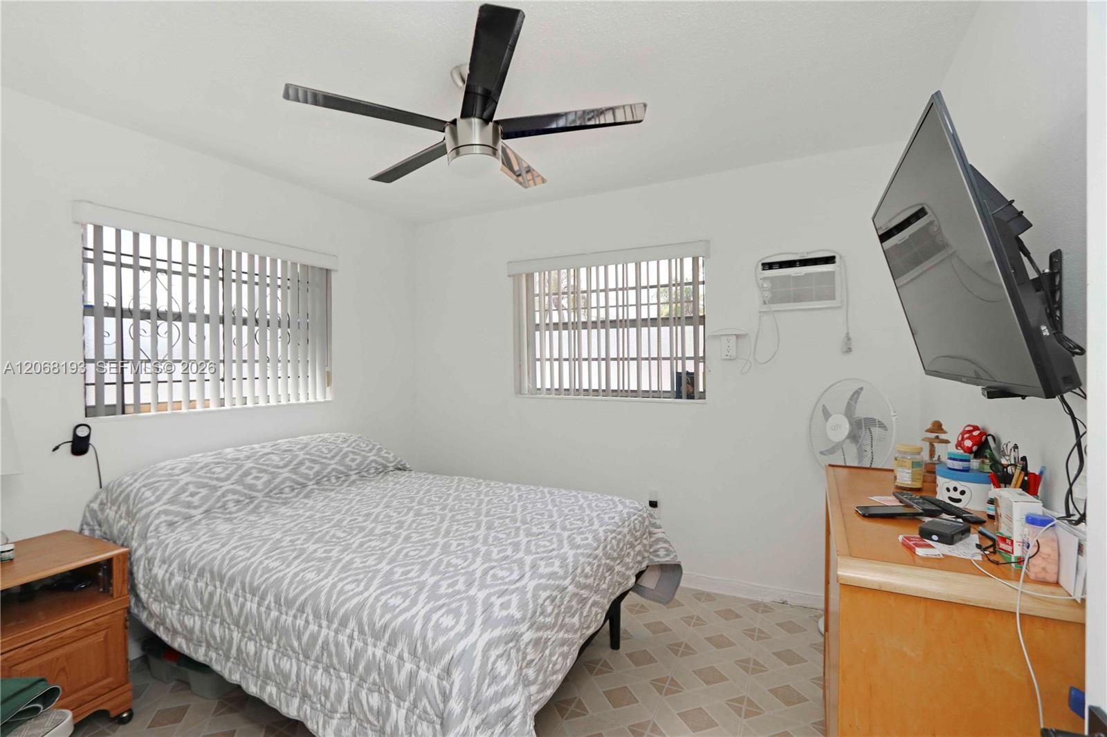   /  4452 sq. ft. $ 2026-08-10 0 foto