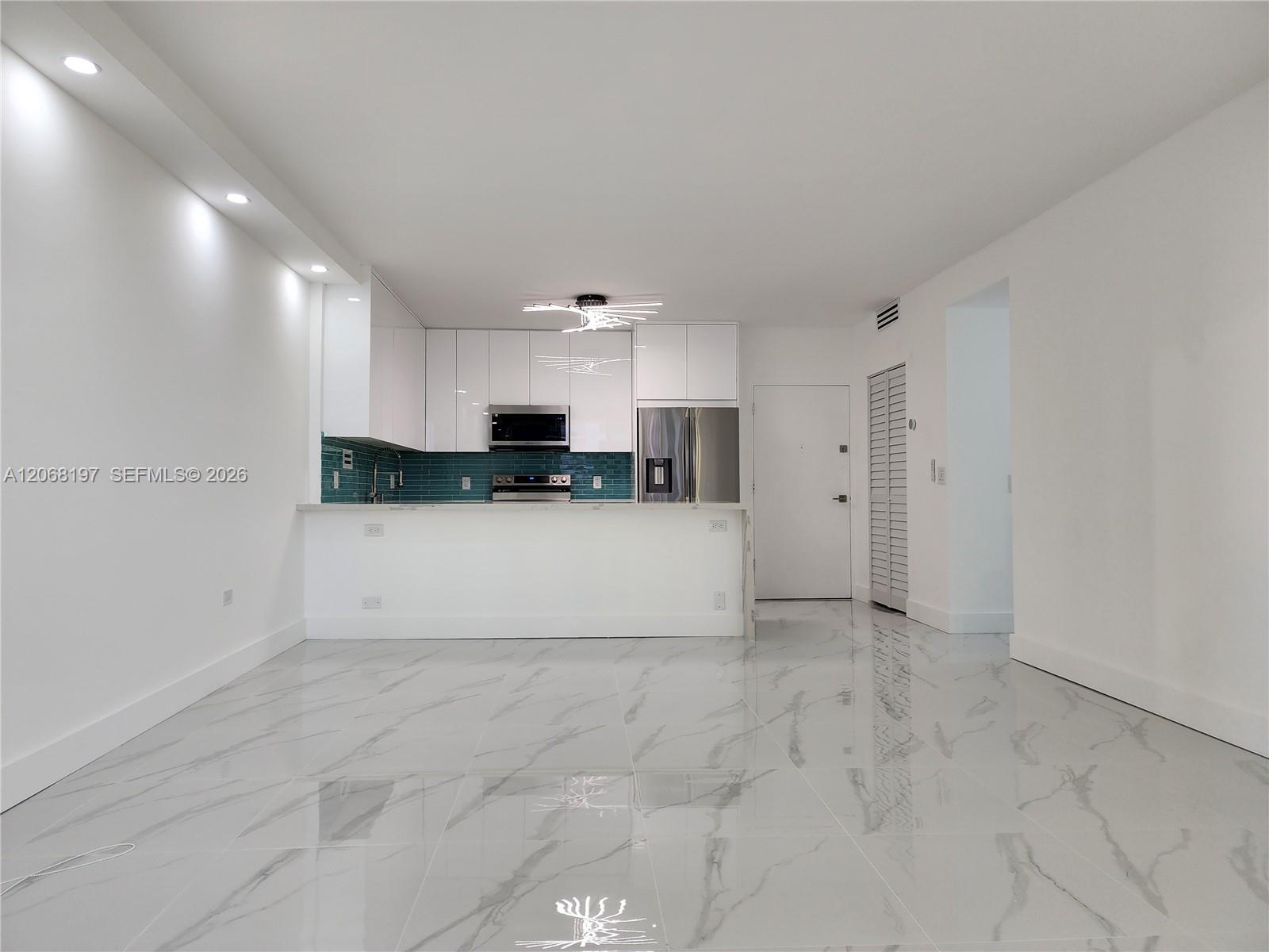 Photo of 3505 Ocean Dr  #716, Hollywood, Florida, 33019 - 