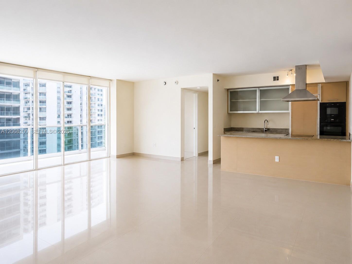 See details 1405 2 / 2 1782 sq. ft. $ 2026-08-10 0 Photo