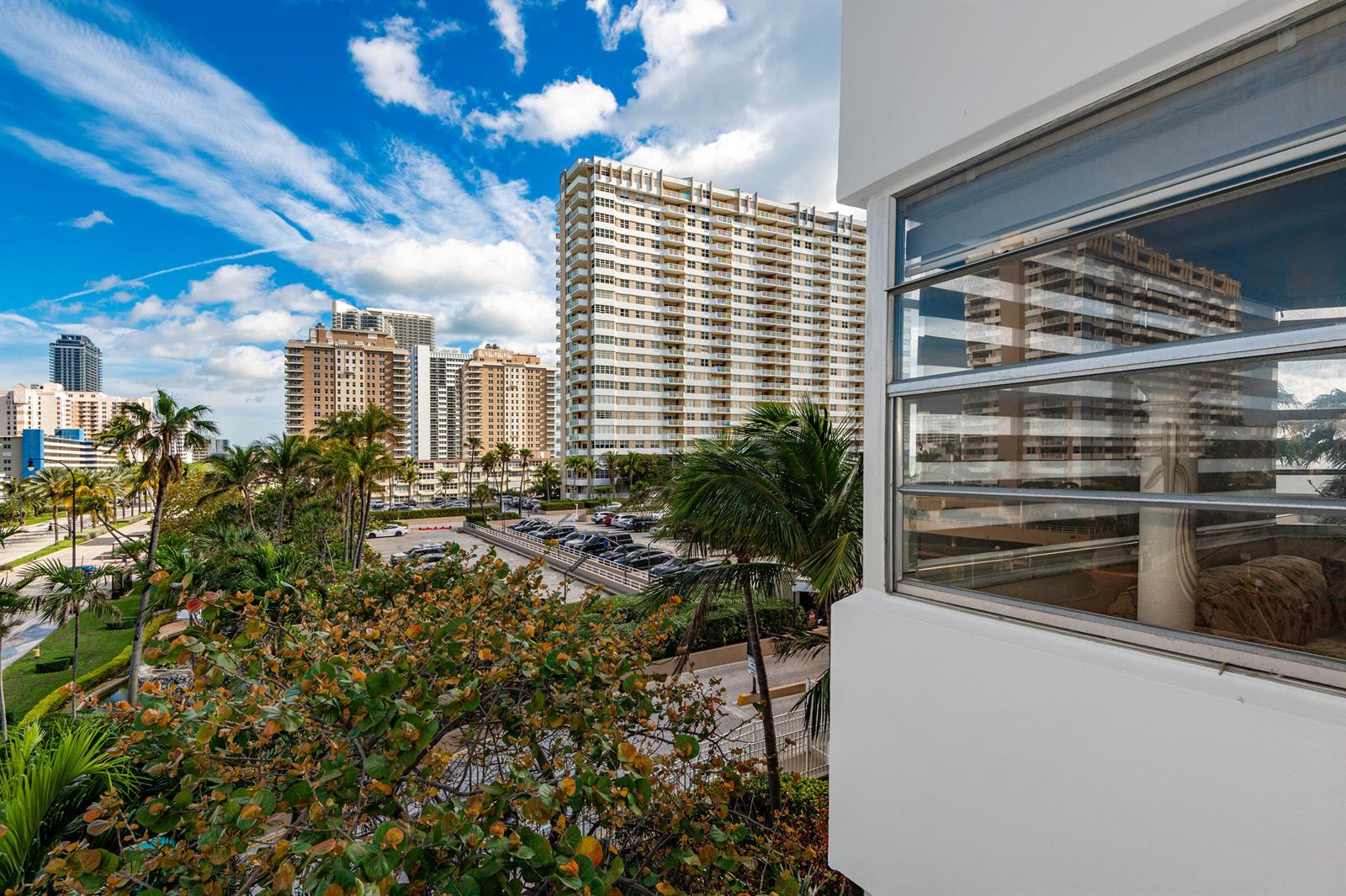 See details 3P 2 / 2 1380 sq. ft. $ 2026-08-18 0 Photo