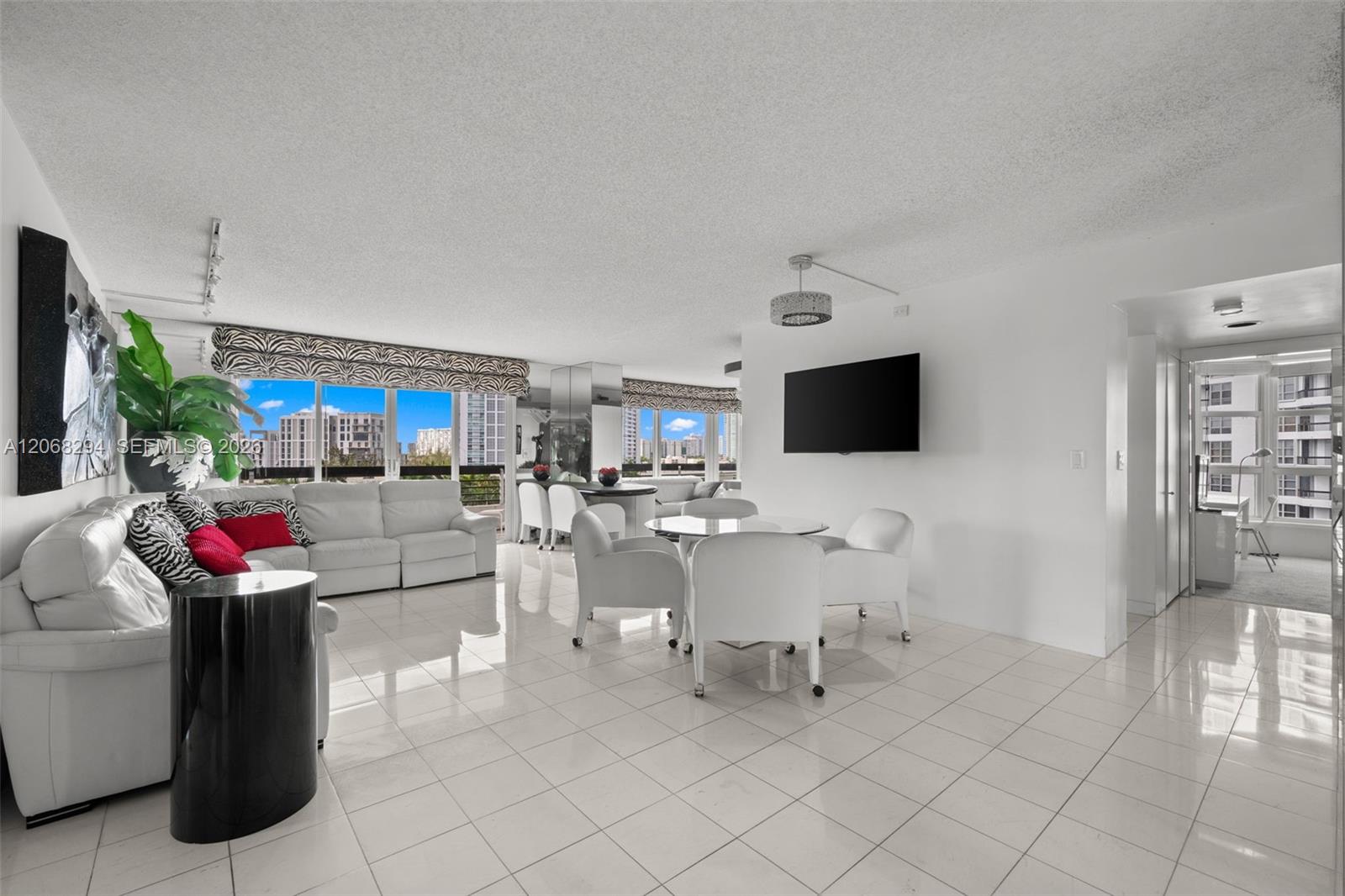 Photo of 19101 36th Ct  #807, Aventura, Florida, 33180 - 
