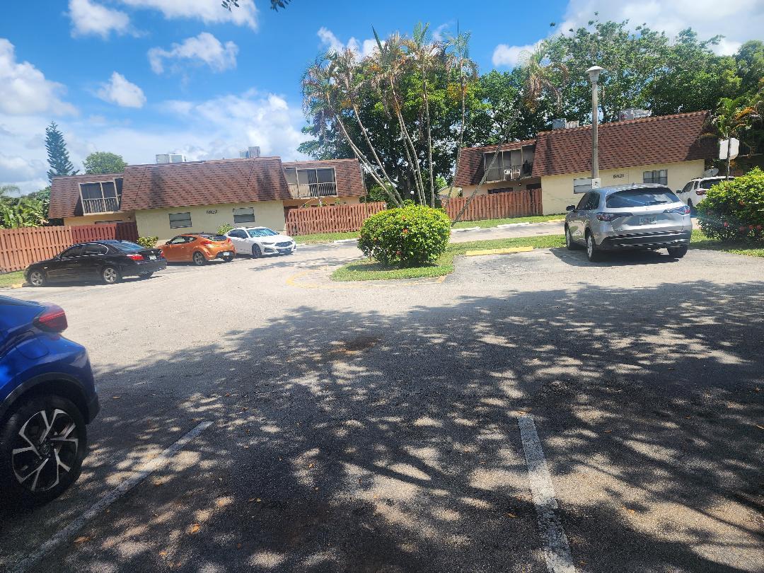 Ver detalles 5824 2 / 1380 sq. ft. $ 2026-08-11 0 foto