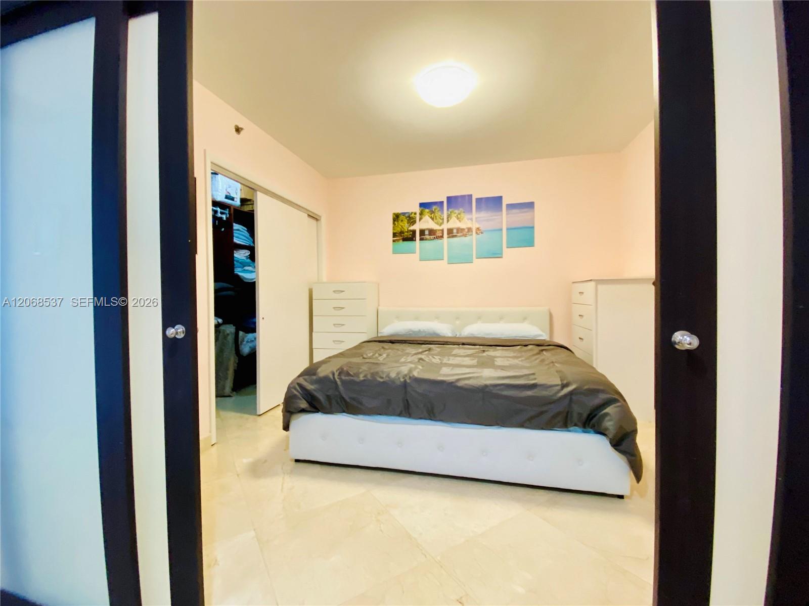 1912 1 / 1 844 sq. ft. $ 2026-08-10 0 Photo