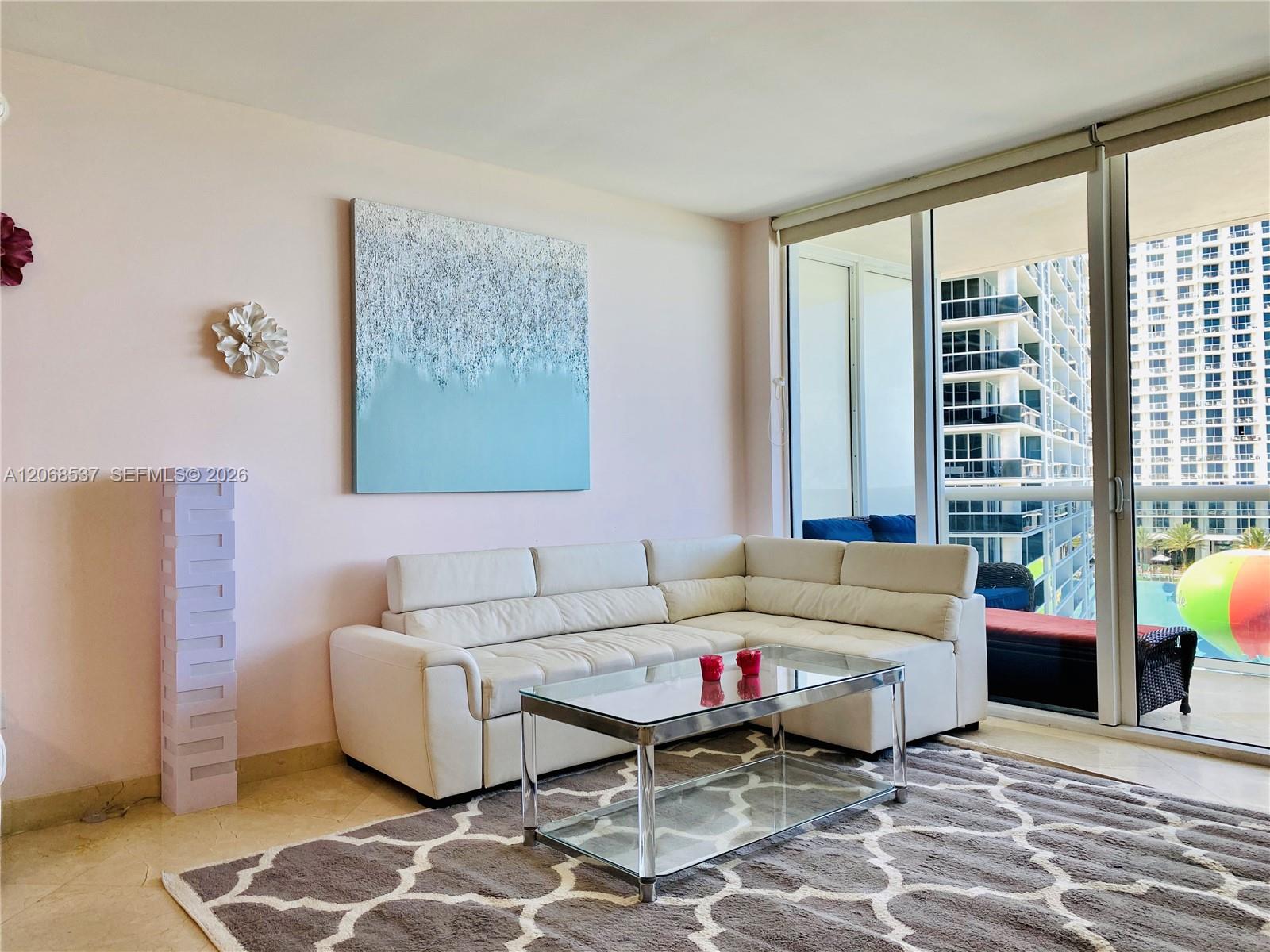 1912 1 / 1 844 sq. ft. $ 2026-08-10 0 Photo