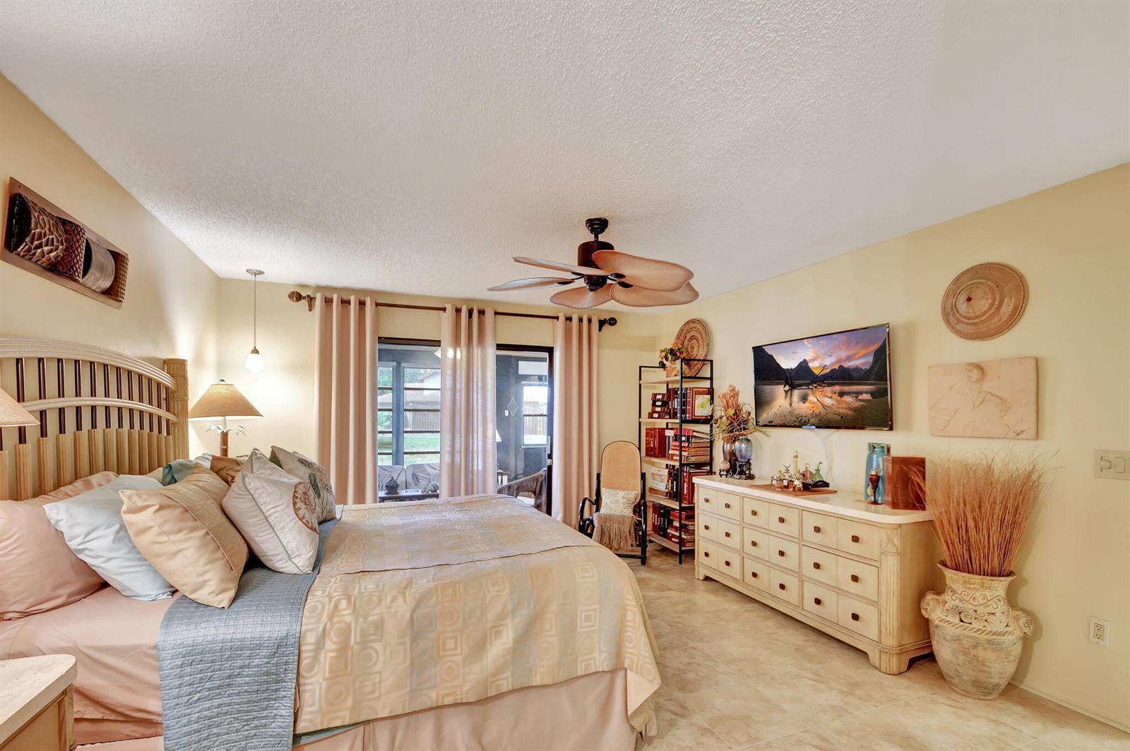 Ver detalles 2 / 2 1410 sq. ft. $ 2026-08-11 0 foto