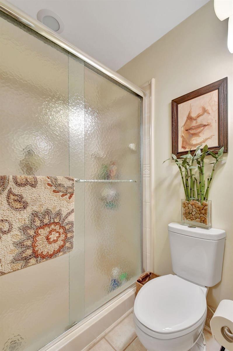 Ver detalles 2 / 2 1410 sq. ft. $ 2026-08-11 0 foto