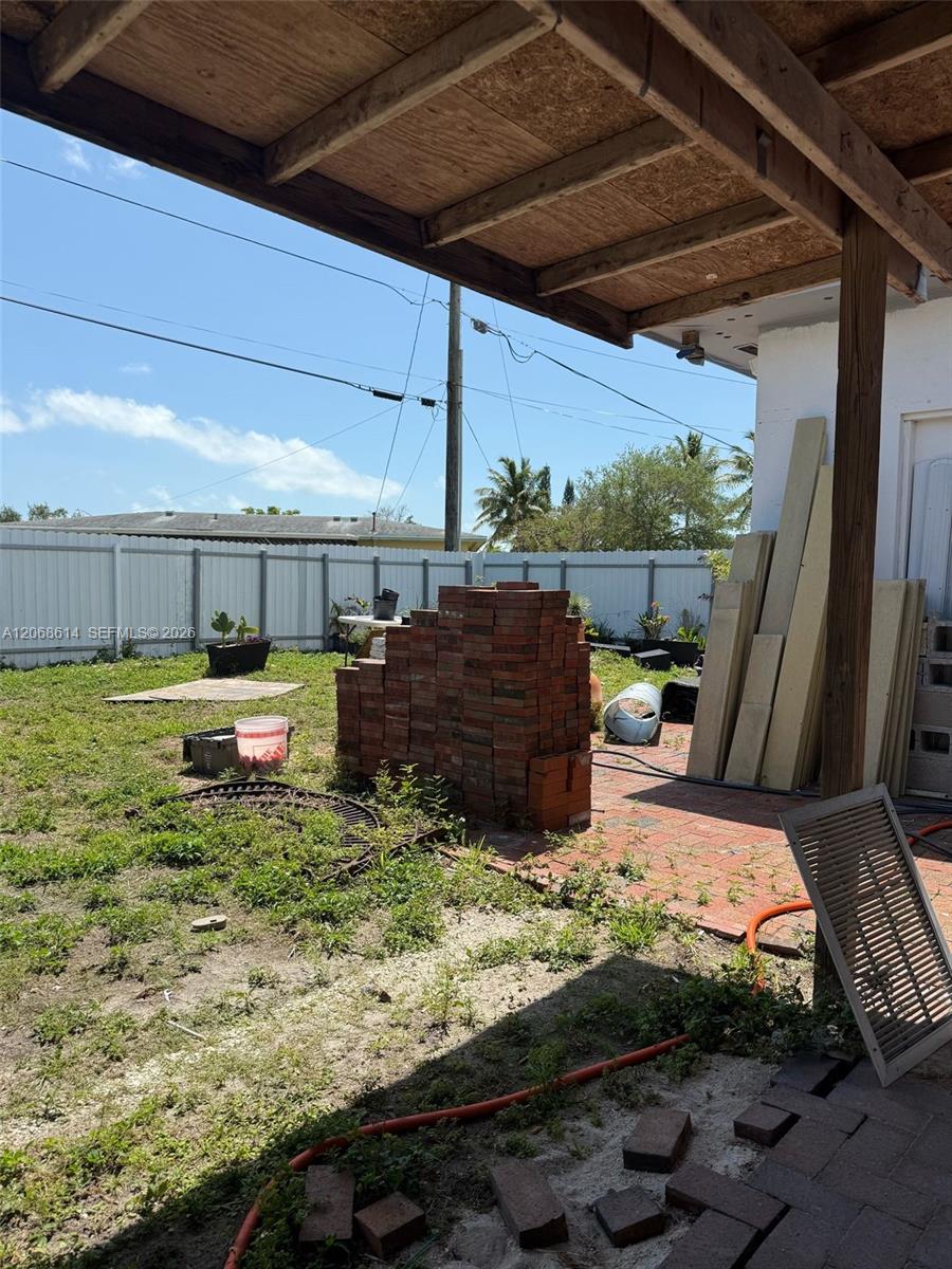 See details 19931 3 / 2 1536 sq. ft. $ 2026-08-10 0 Photo