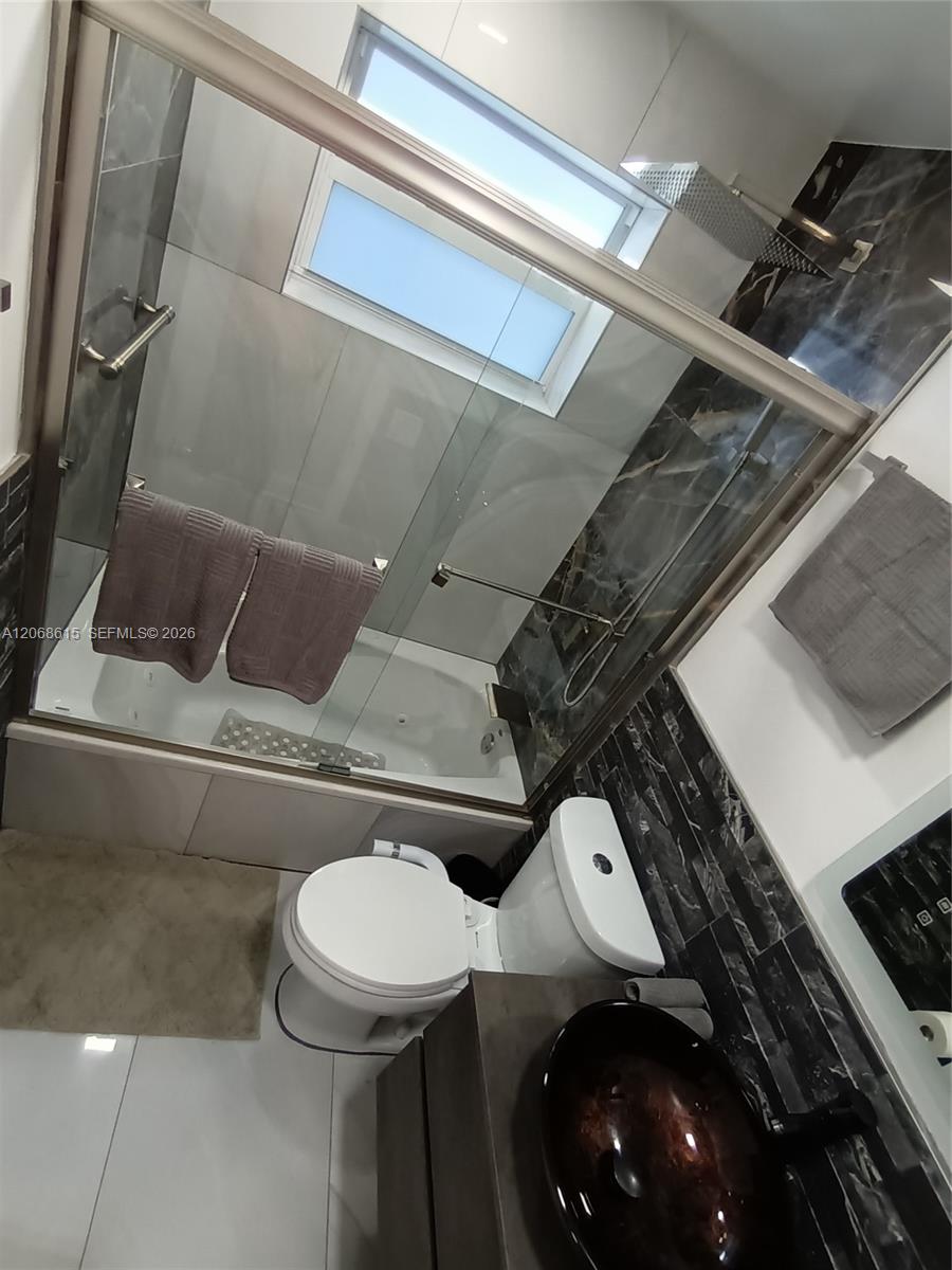 Ver detalles / 2382 sq. ft. $ 2026-08-10 0 foto