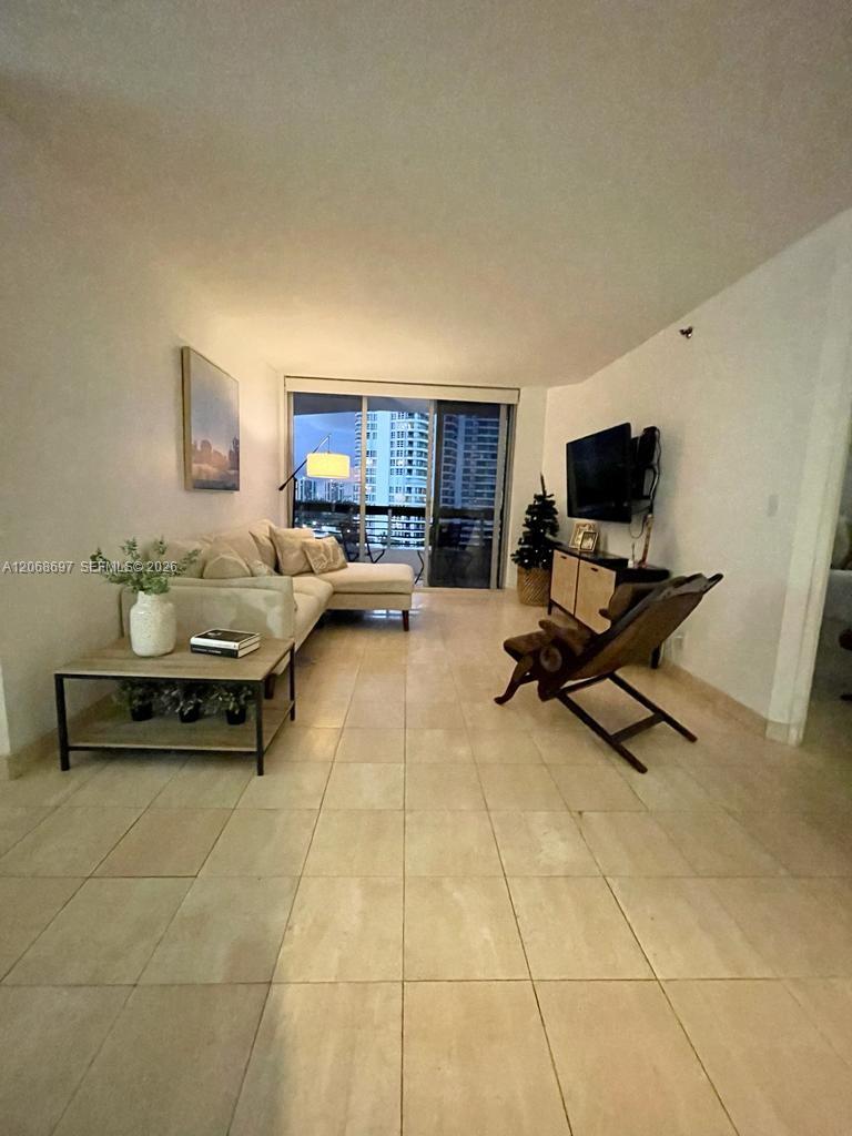 Photo of 3600 Mystic Pointe dr  #1010, Aventura, Florida, 33180 - 