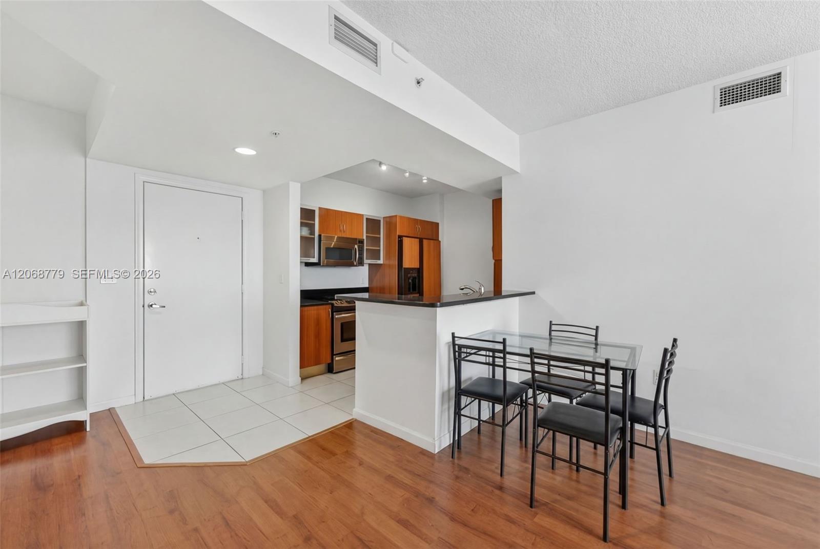 Photo of 18800 29th Ave  #904, Aventura, Florida, 33180 - 