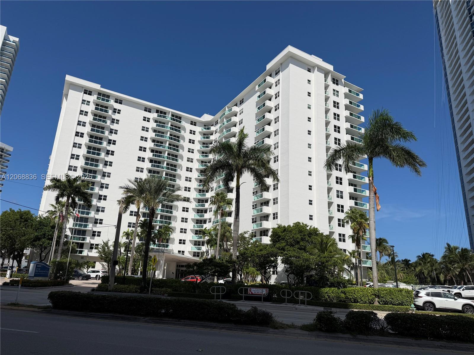 Photo of 3001 Ocean Dr #421, Hollywood, Florida, 33019 -