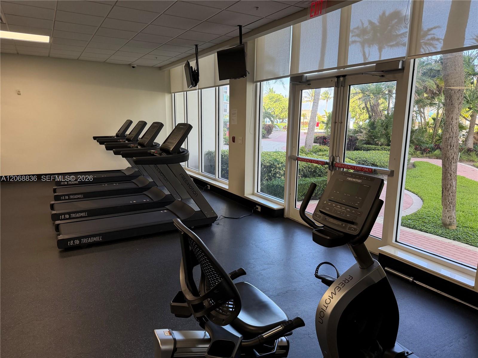Photo of 3001 Ocean Dr #421, Hollywood, Florida, 33019 -