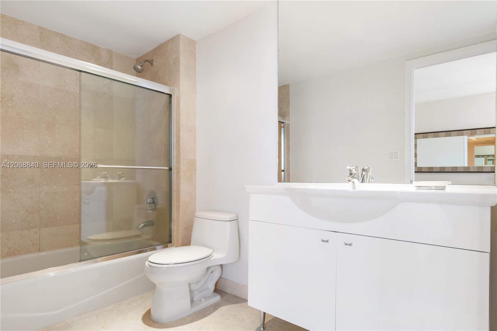 4404 3 / 5 2235 sq. ft. $ 2026-08-10 0 Photo