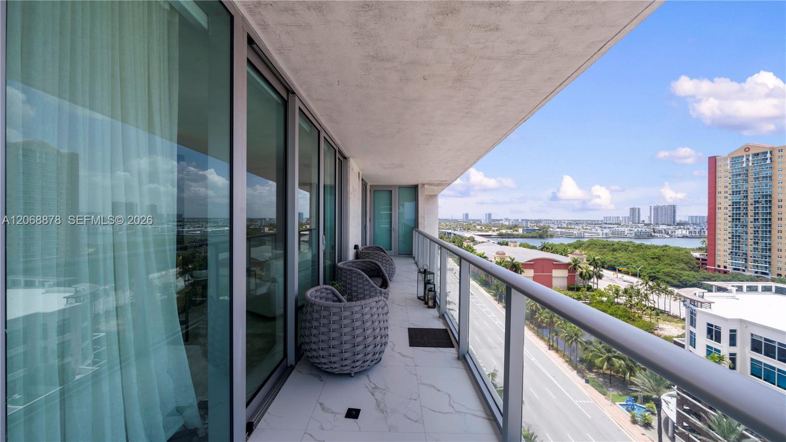 Ver detalles 5-1107 3 / 4 1892 sq. ft. $ 2026-08-19 0 foto