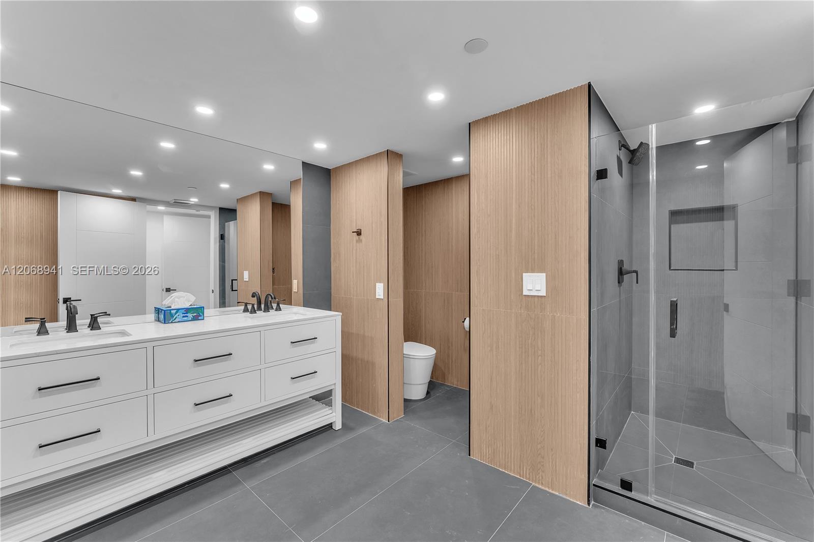 Photo of 19355 Turnberry Way #14D, Aventura, Florida, 33180 -