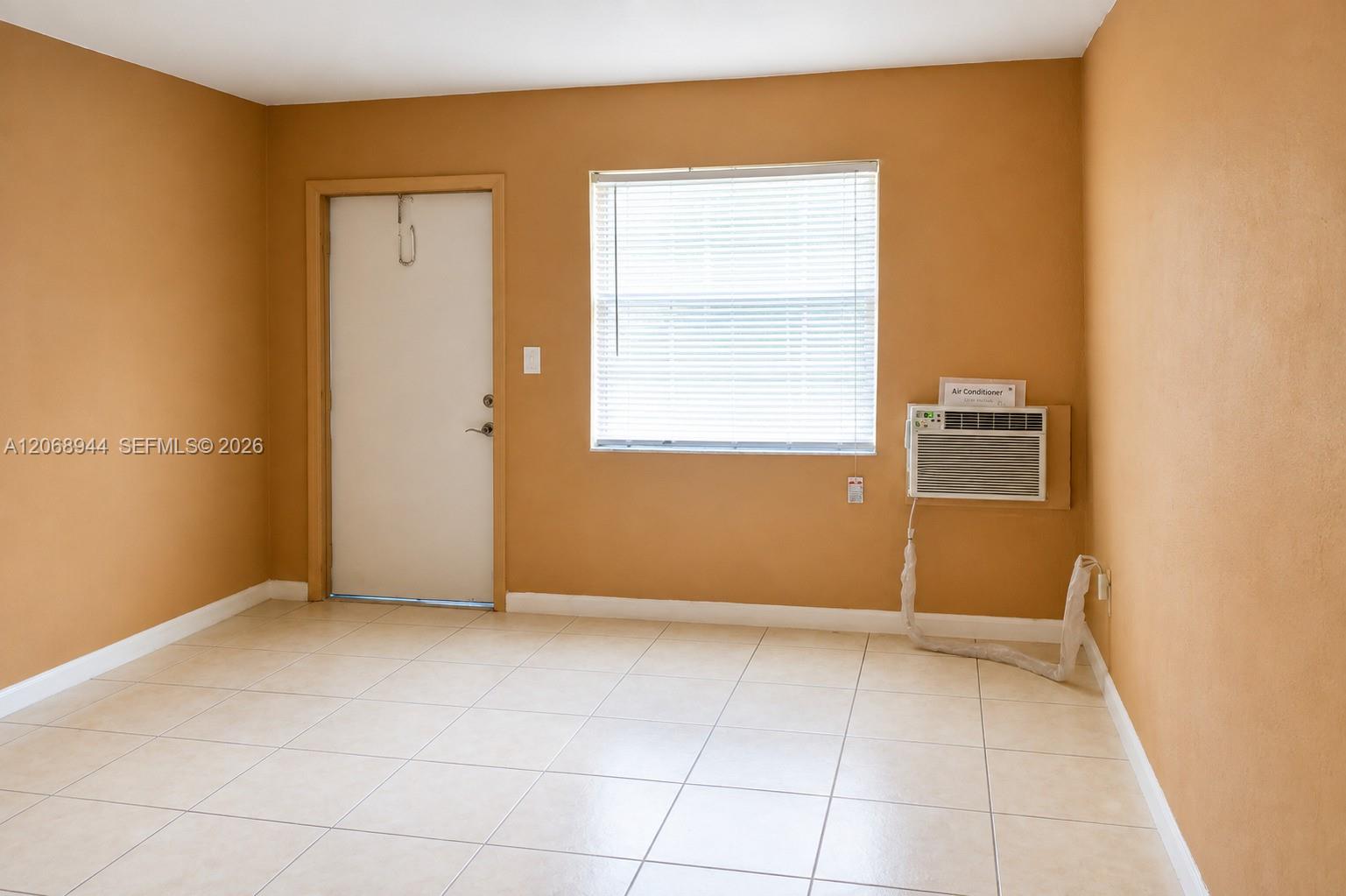   /  1467 sq. ft. $ 2026-08-11 0 foto